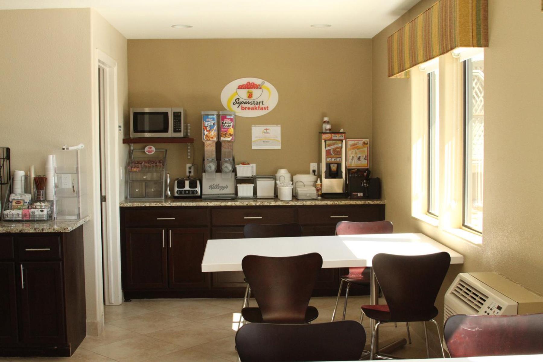 Motel Super 8 By Wyndham Montrose