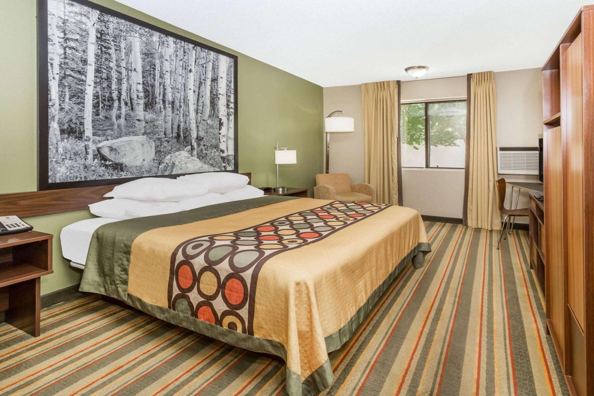 Super 8 By Wyndham Motel Montrose